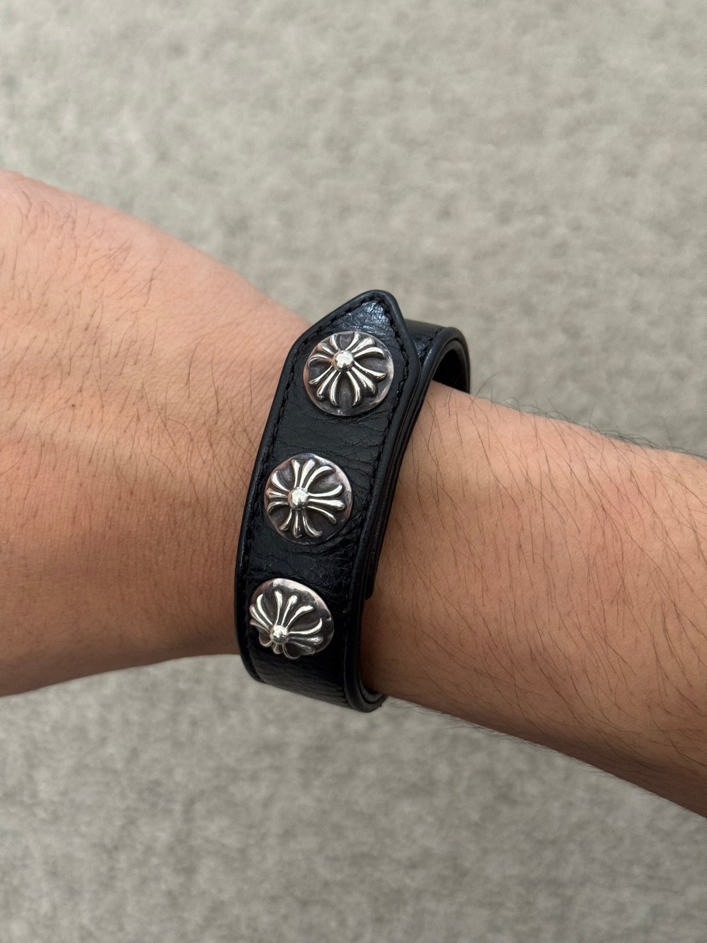 Chrome Hearts 3 Silver Cross Snap Button Black Leather Bracelet