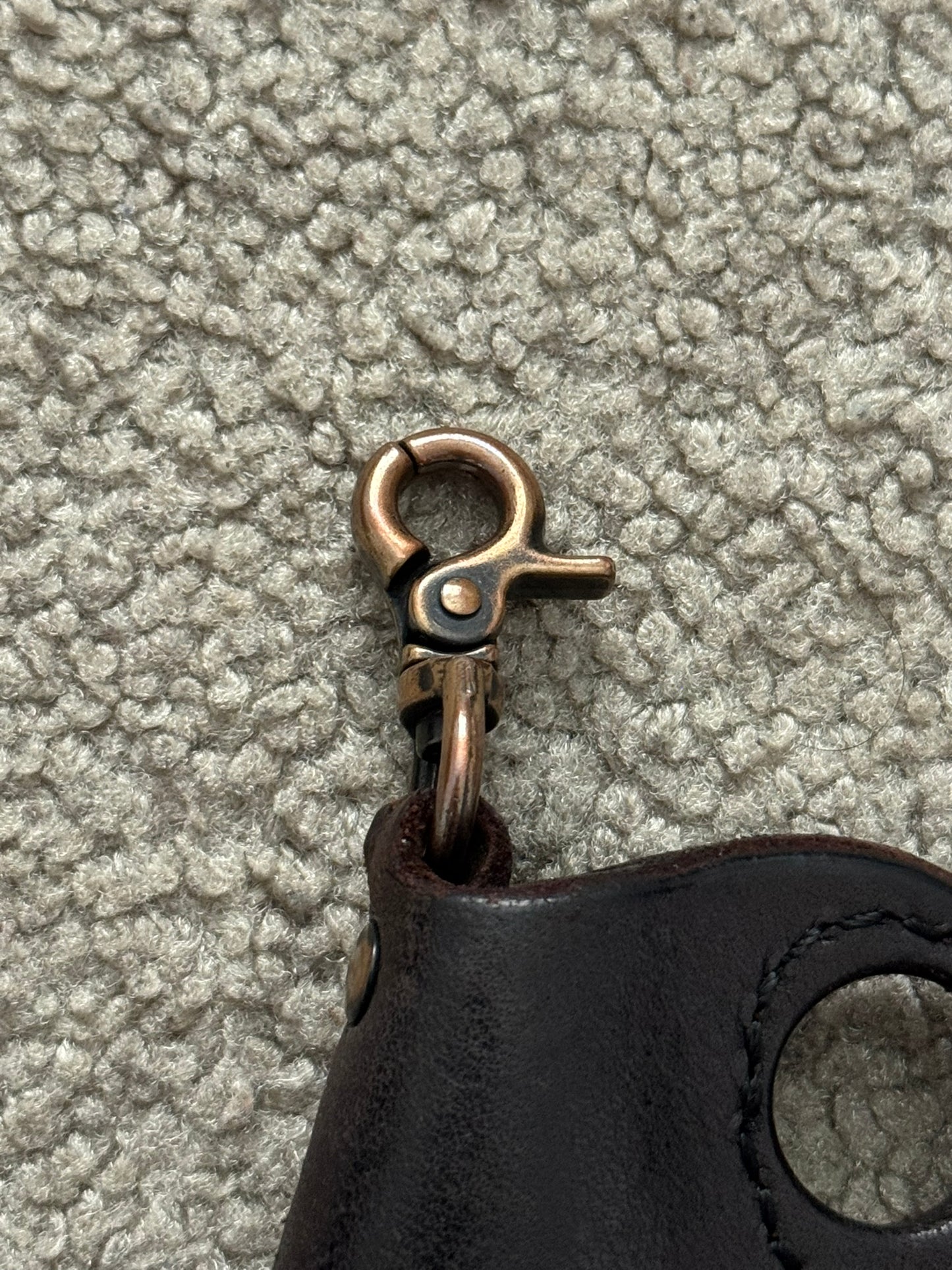 Blackmeans Black Leather Brass Knuckle Lighter Case
