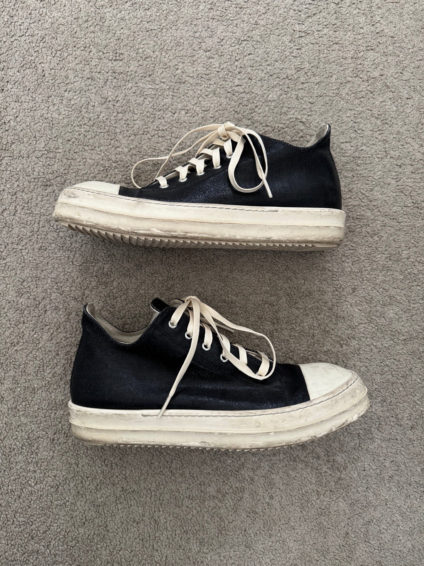 FW21 Rick Owens DRKSHDW Black Waxed Low Ramones Sneakers