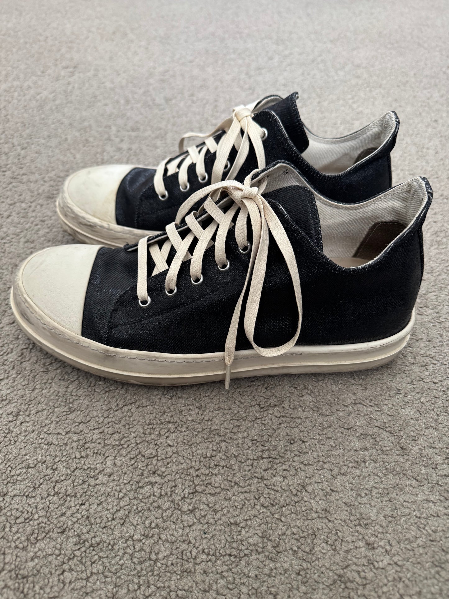FW21 Rick Owens DRKSHDW Black Waxed Low Ramones Sneakers