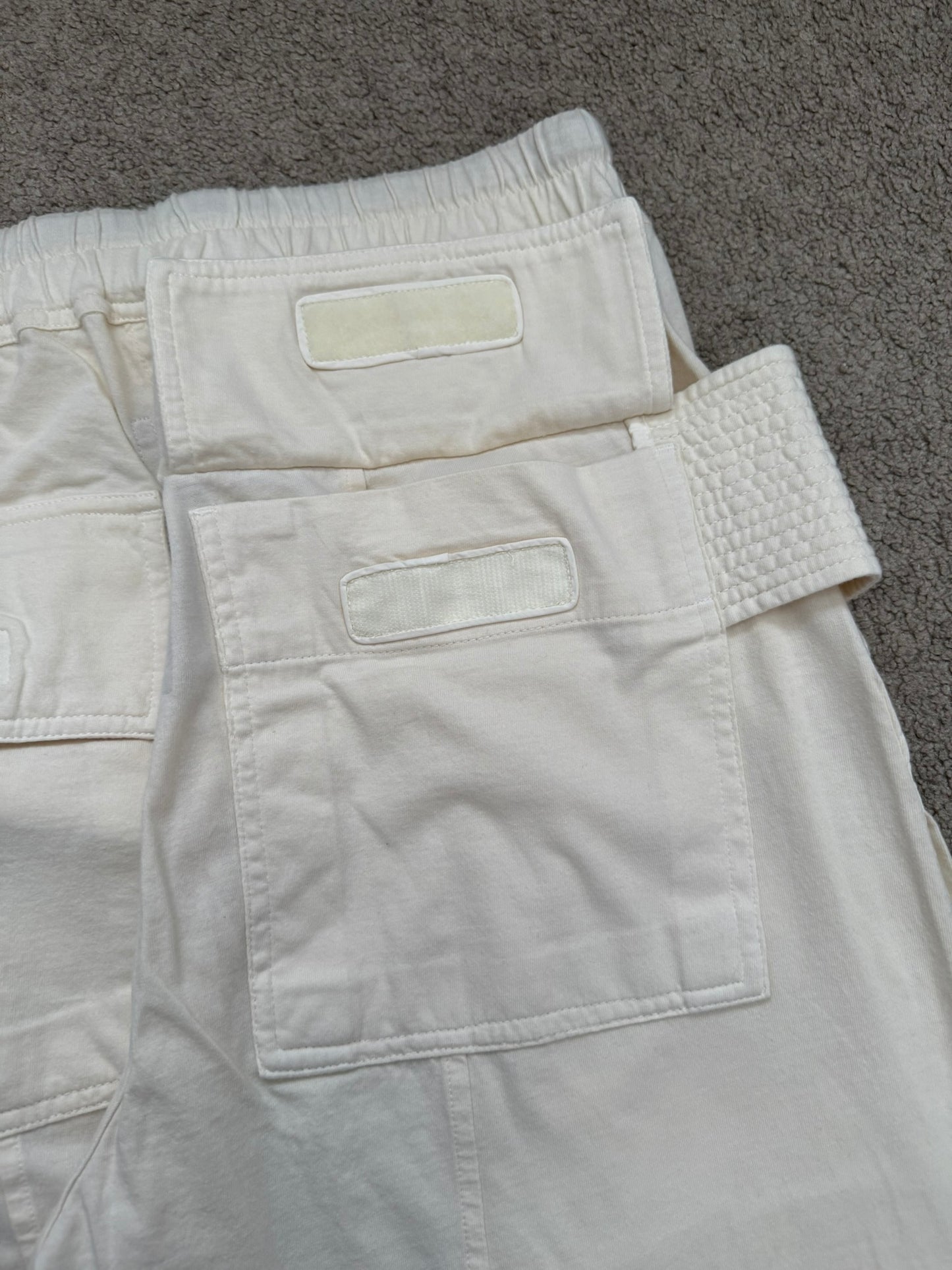 New SS22 Rick Owens DRKSHDW Cream Creatch Cargo Sweatpants