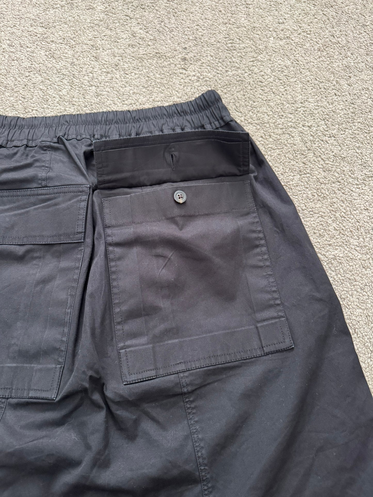 FW19 Rick Owens Mainline "Larry" D Ring Pods Shorts