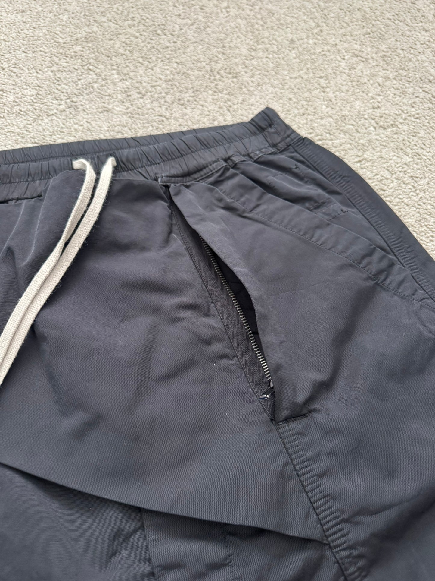 SS16 Rick Owens DRKSHDW Black Nylon Memphis Cargo Pods Shorts
