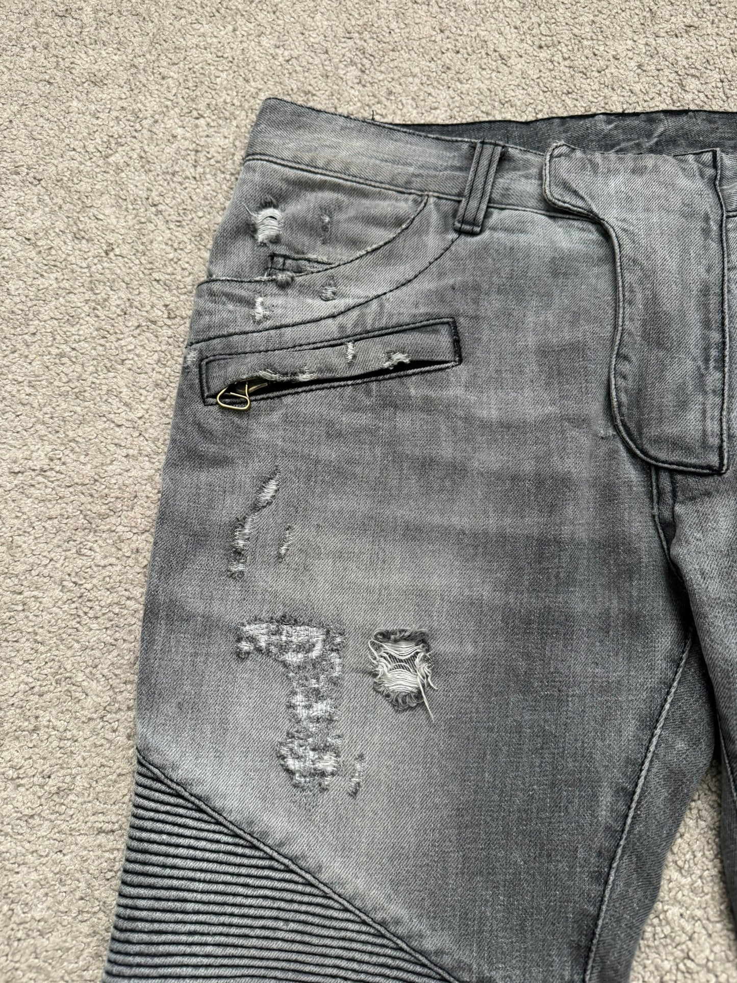 FW10 Balmain by Christophe Decarnin Grey Distressed Zip Biker Denim Jeans