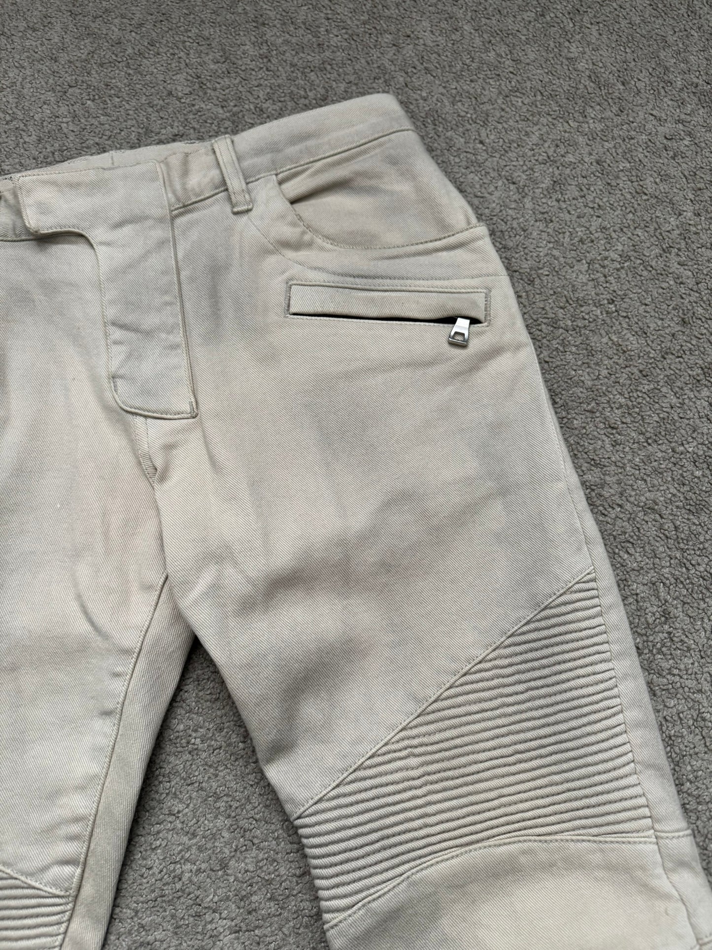 Balmain by Olivier Rousteing Dirty Beige Zip Biker Denim Jeans