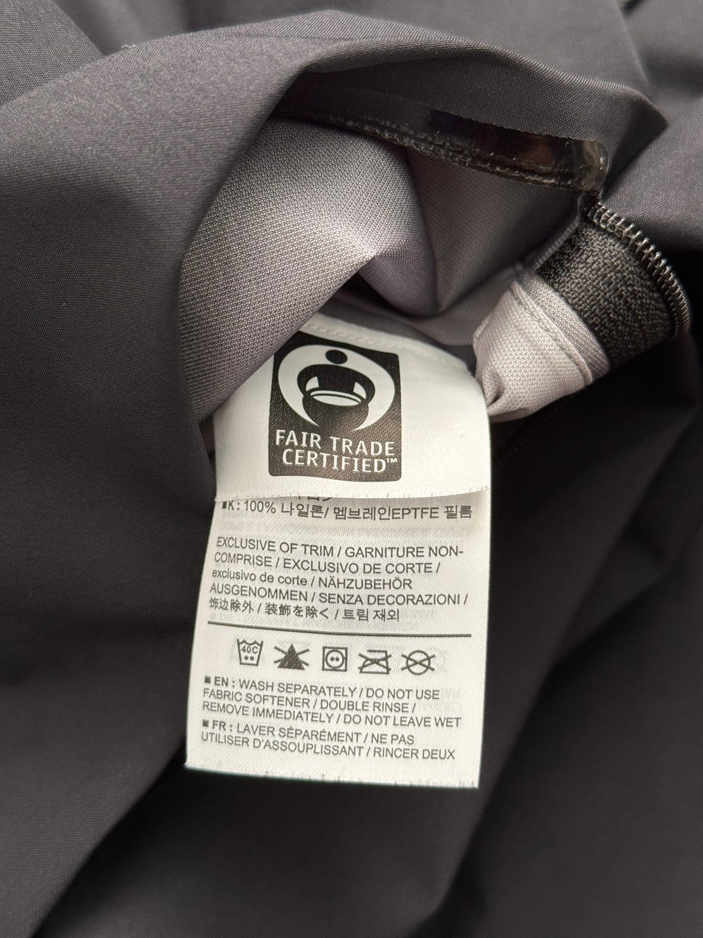 Arc'teryx Fraser Black 3L Gore-Tex Shell Jacket
