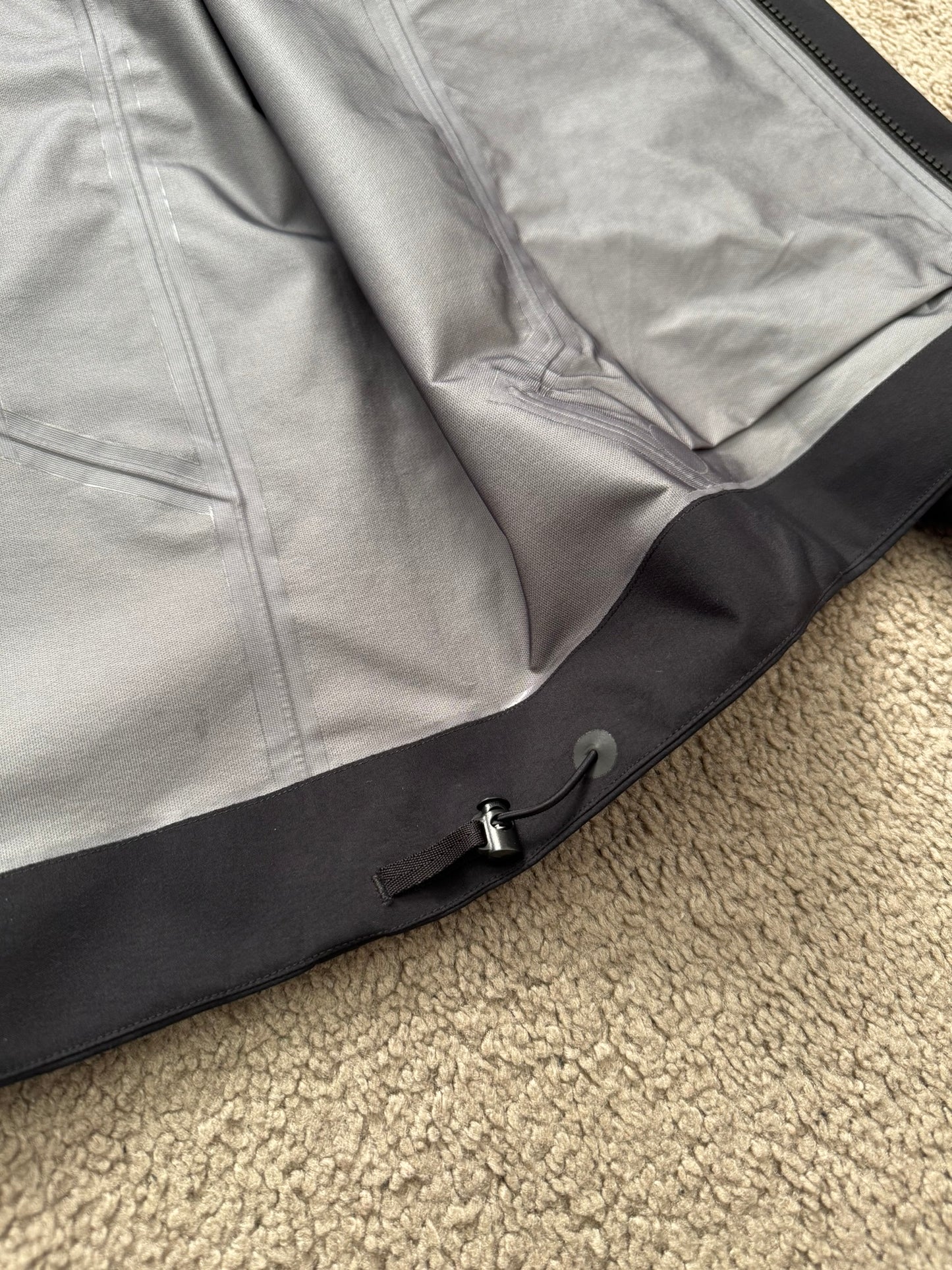 Arc'teryx Fraser Black 3L Gore-Tex Shell Jacket
