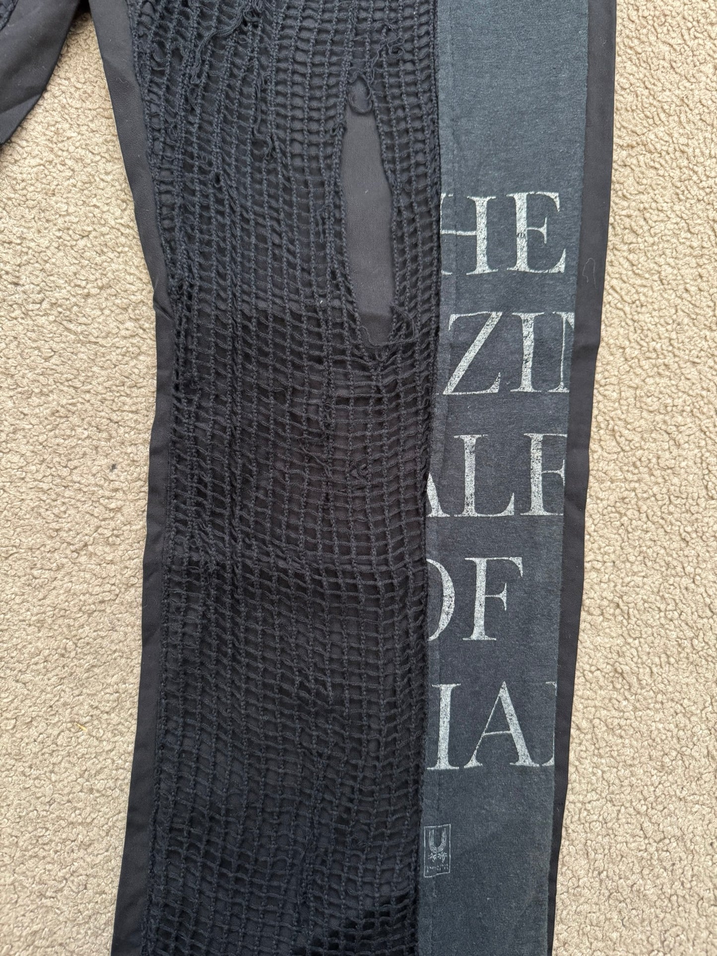 SS06 Undercover Tale Of Zamiang Netted Hybrid Pants