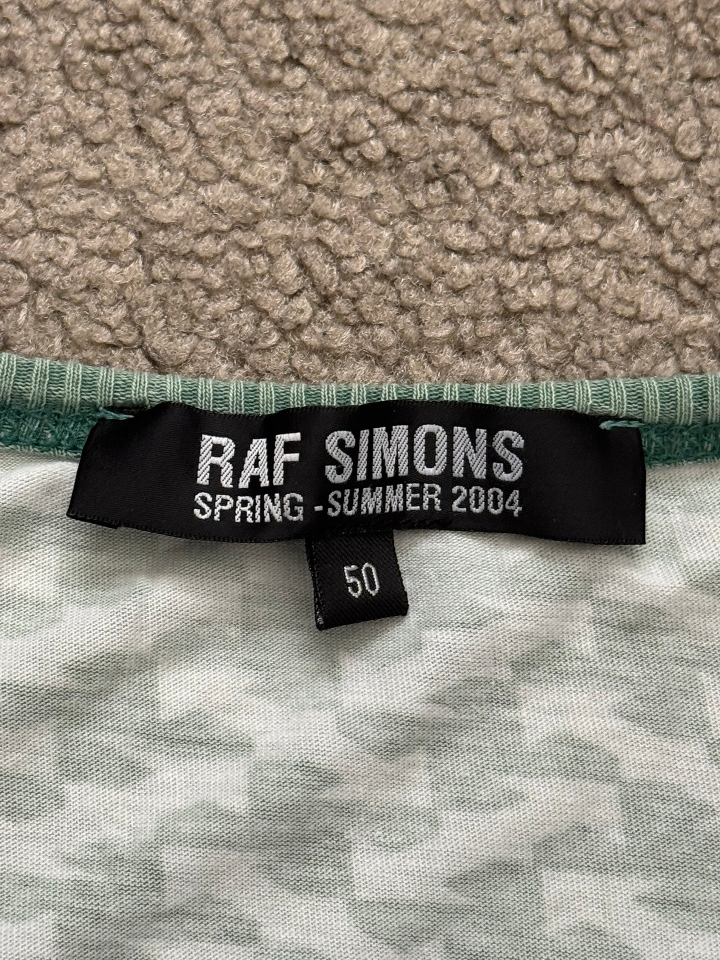 SS04 Raf Simons "May the Circle Be Unbroken" Arrow Print T Shirt
