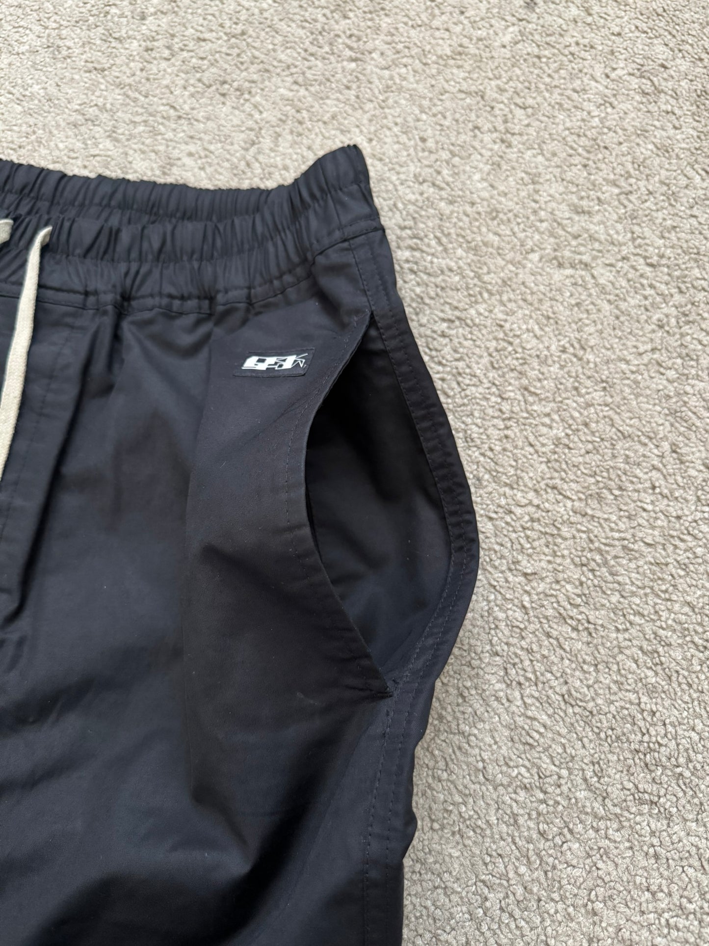 SS21 Rick Owens DRKSHDW Black Cotton Nylon Pods Shorts