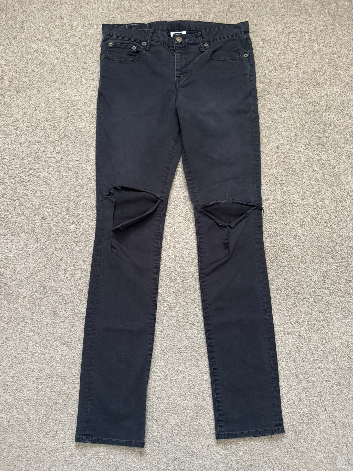 Swagger Knee Slit Skinny Black Denim Jeans