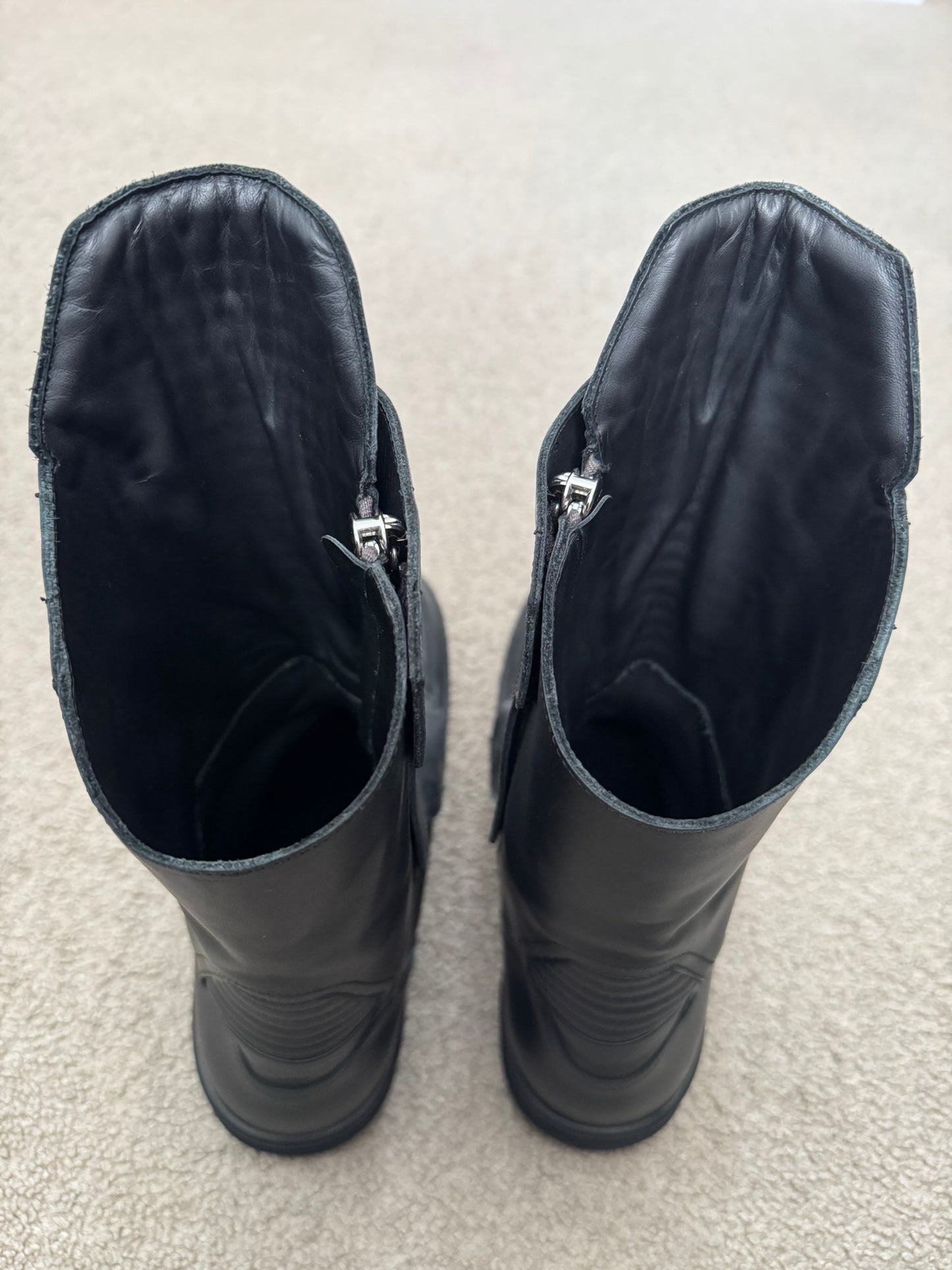 FW23 Rick Owens Mainline Black Leather High Biker "High" Sneakers