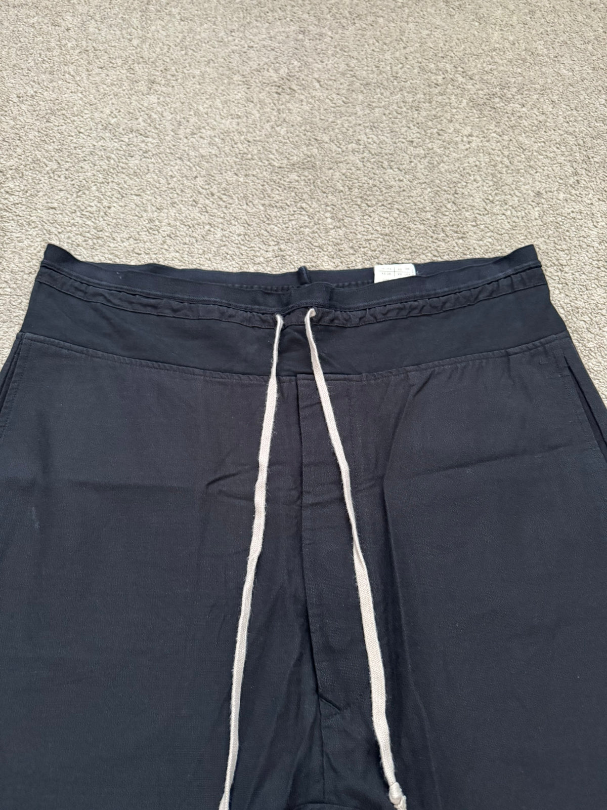 SS09 Rick Owens Mainline "Strutter" Coated Cotton Pods Short