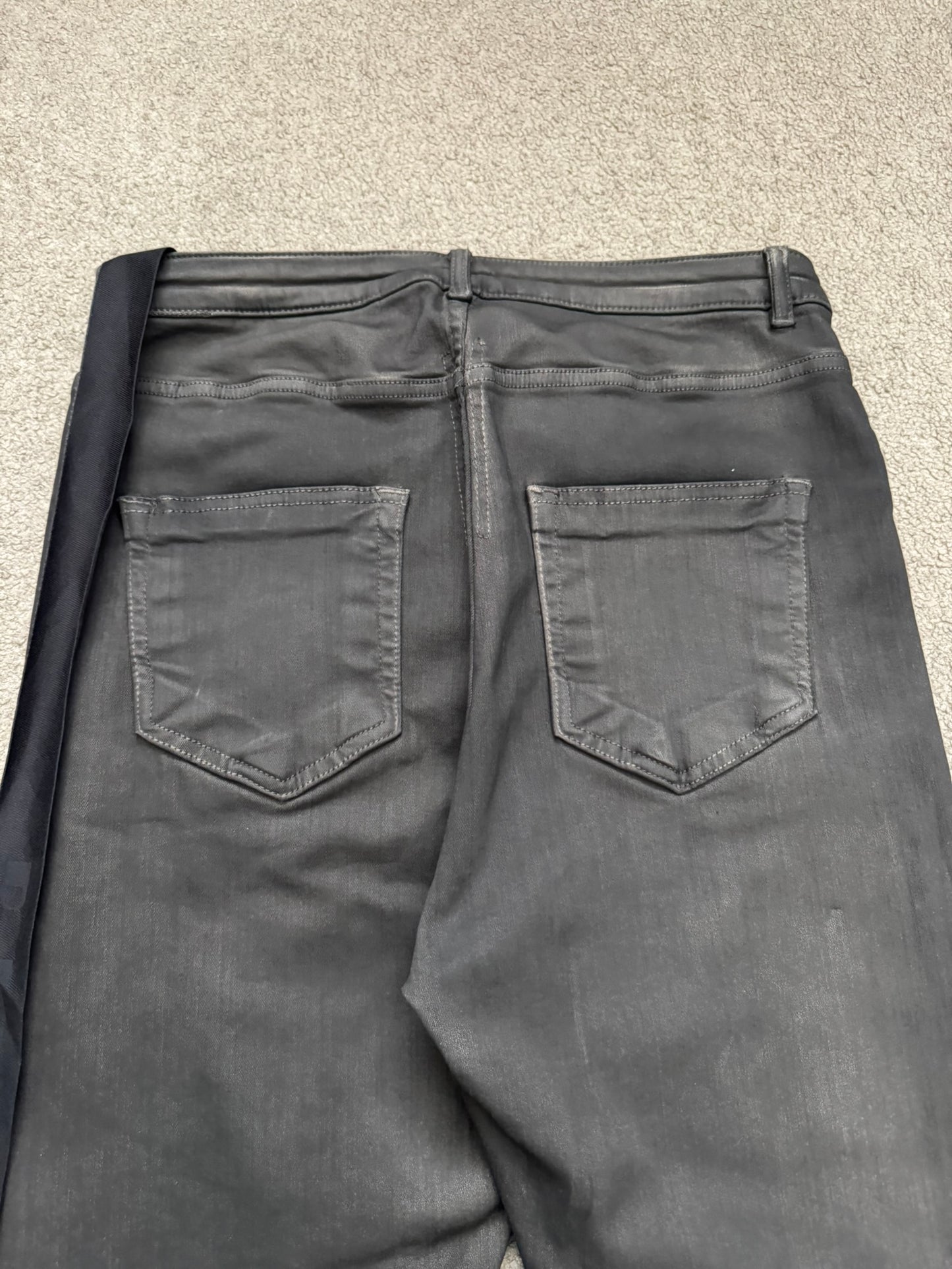 FW23 Rick Owens DRKSHDW Pearl Degrade Detroit Cut Denim Jeans