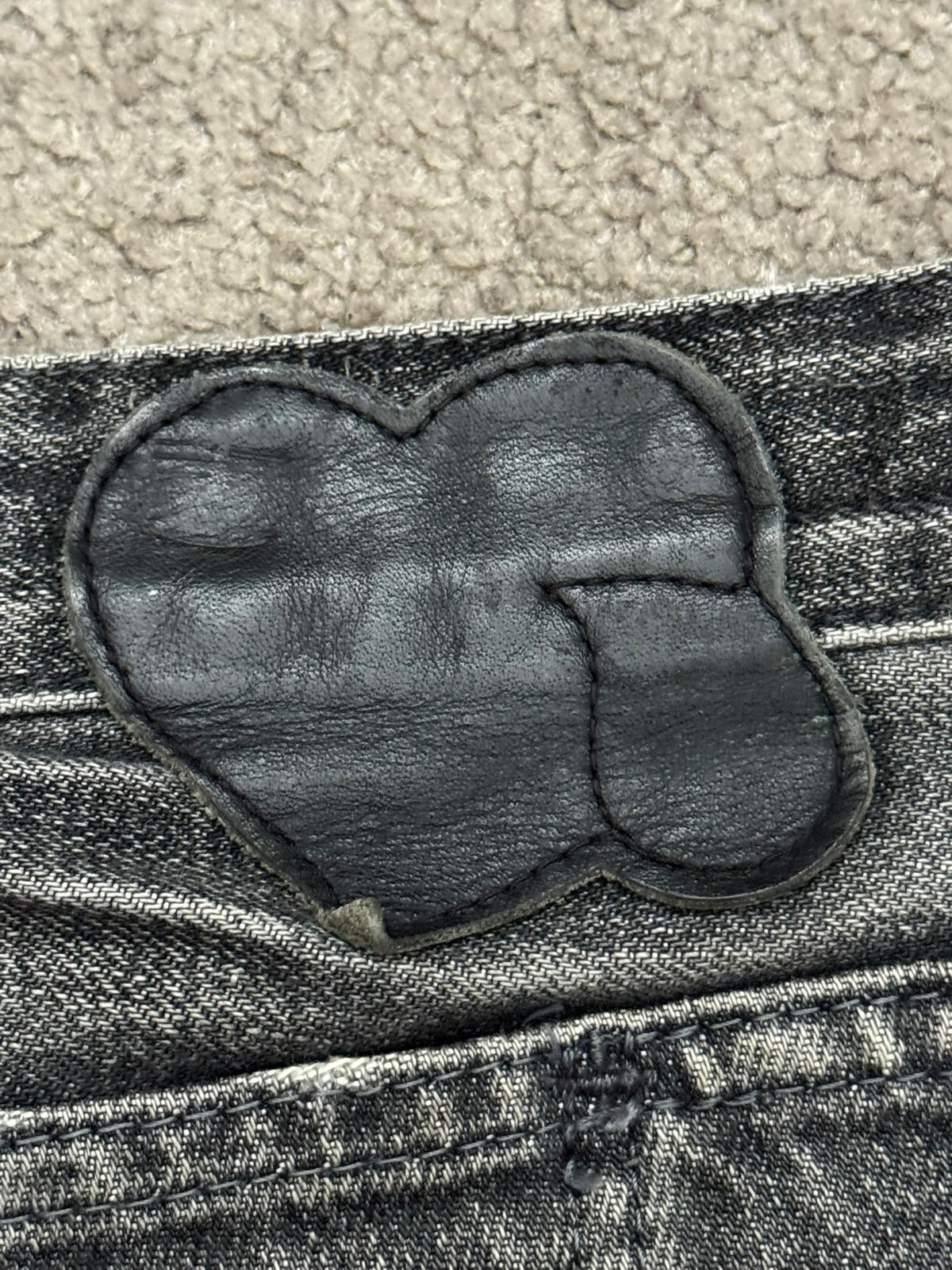 AW07 Number (N)ine Front Pocket Crying Heart Pain Denim Jeans